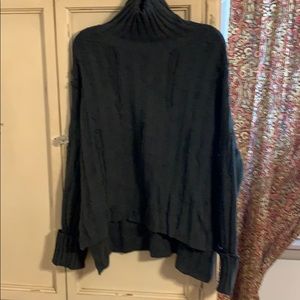 Distressed pine green bulky knit sweater